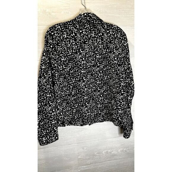 Christopher & Banks Women's Collared Button Front Long-sleeved Jacket - Picture 4 of 6